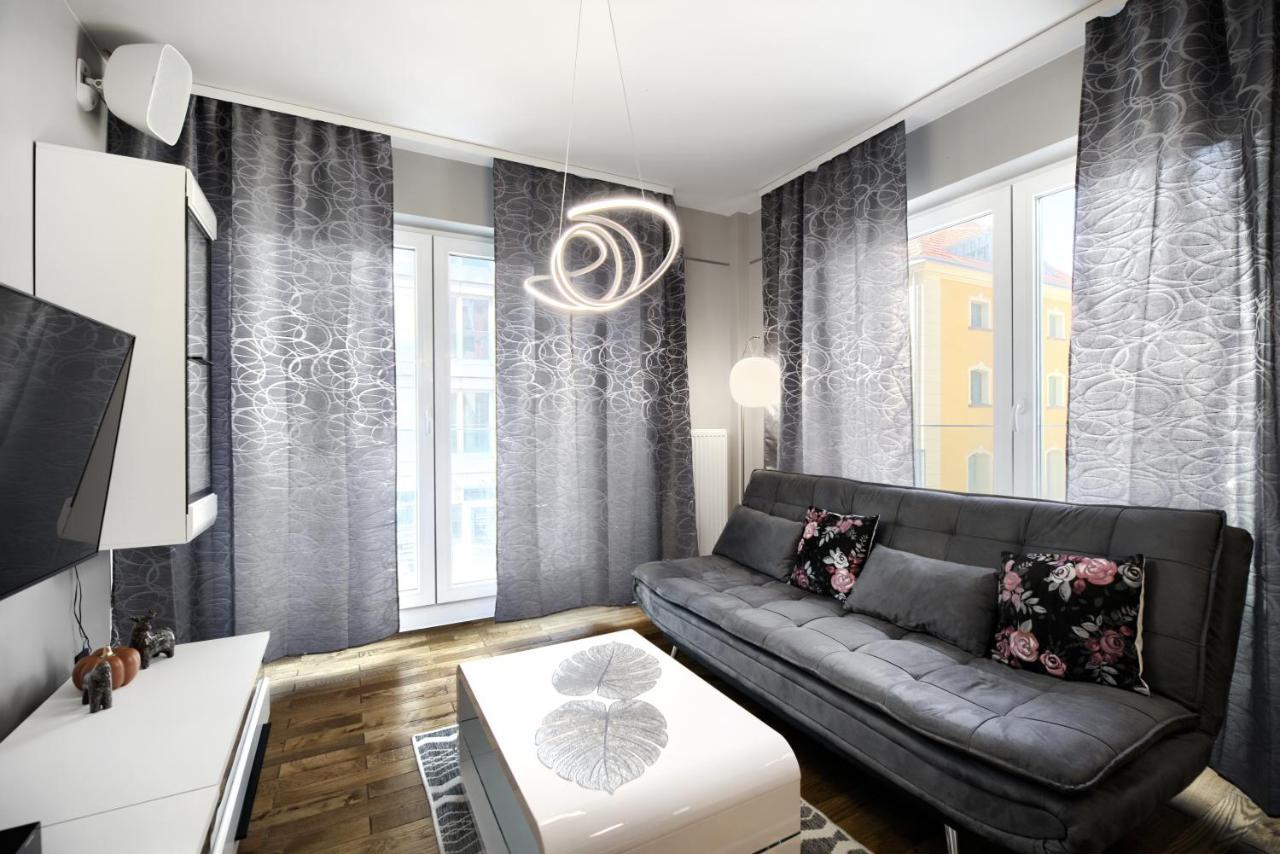Aboutartapartments - Twin Towers Wrocław Buitenkant foto